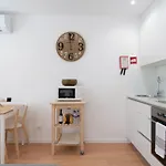 Host Wise - Sweet Sunny Flat With Balcony Apartament