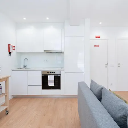 アパート Host Wise - Sweet Sunny Flat With Balcony
