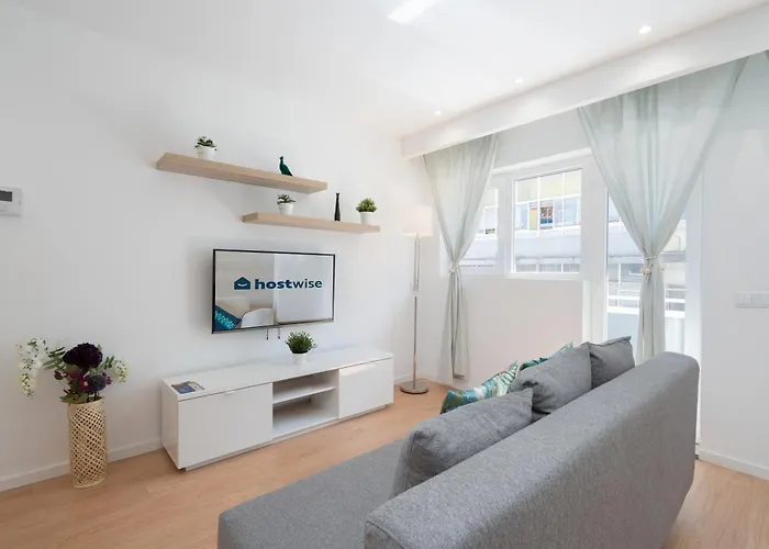 Host Wise - Sweet Sunny Flat With Balcony Vila Nova de Gaia